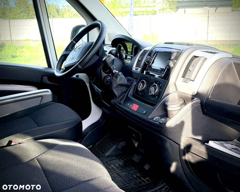Opel Movano - 12