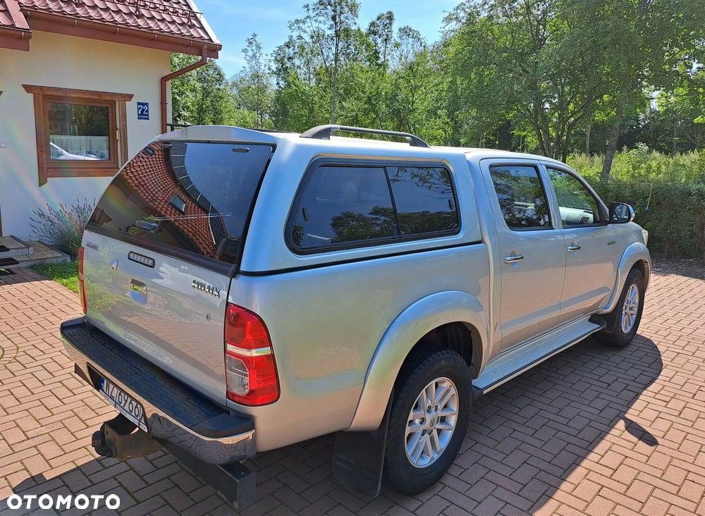 Toyota Hilux 3.0 D-4D SR5 - 6