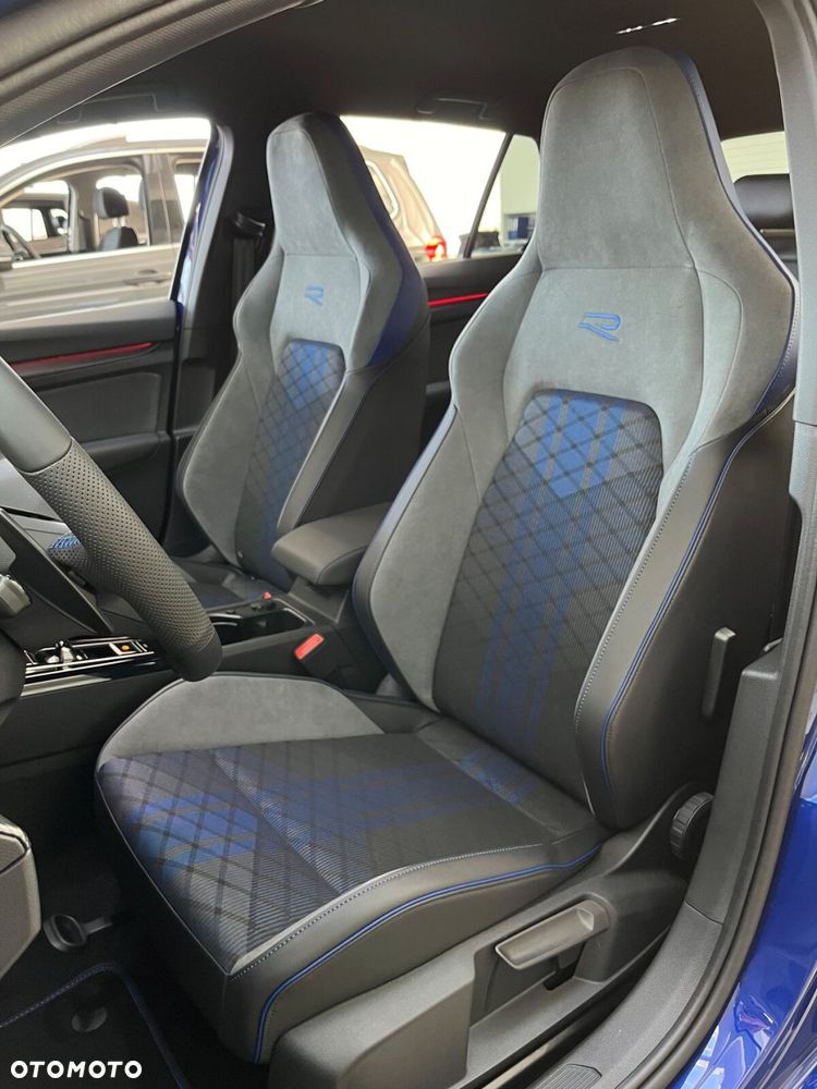 Volkswagen Golf VIII 2.0 TSI 4Motion R Black Edition DSG - 6