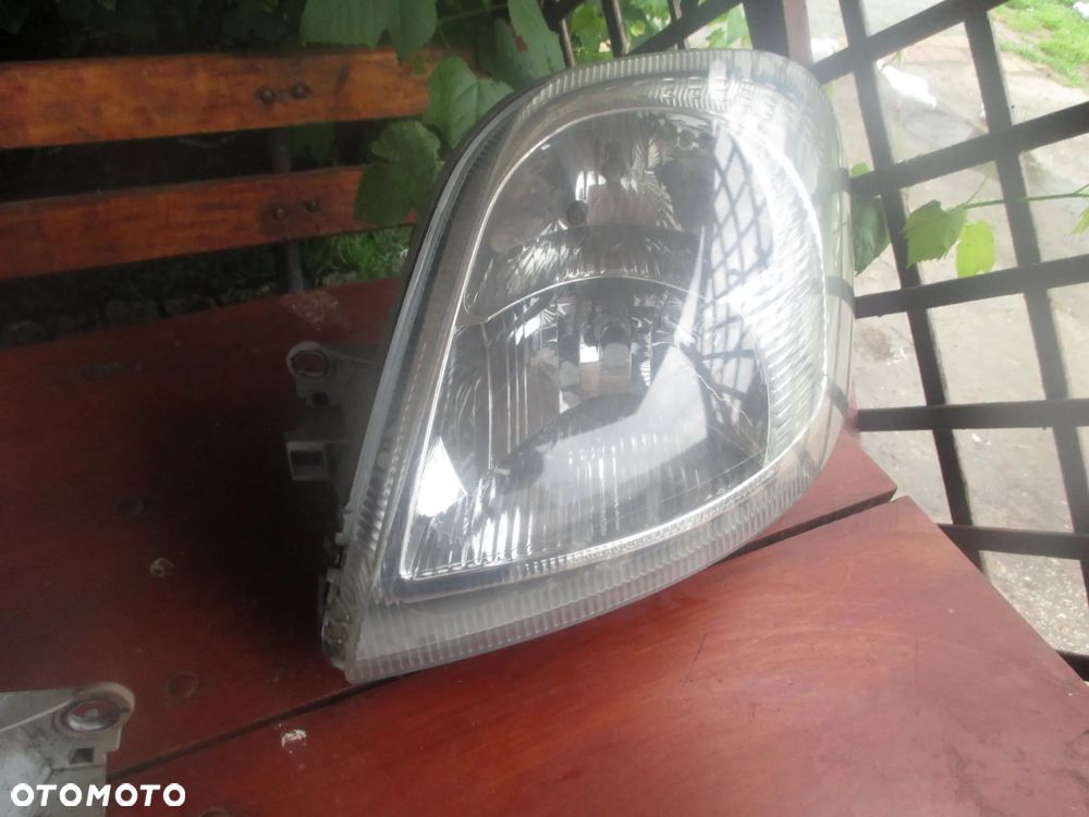 lampa przód Renault Master AL Europa - 2