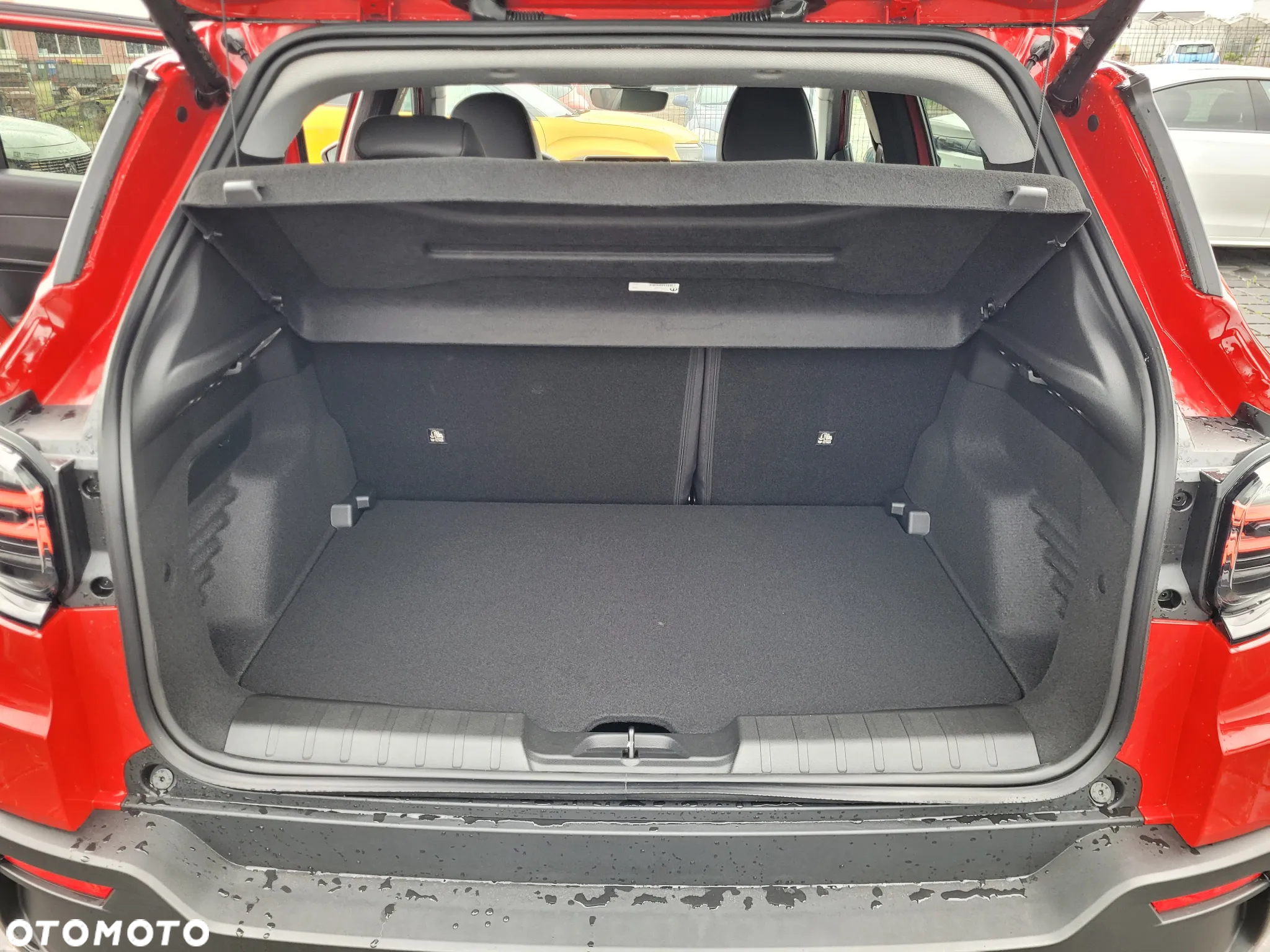 Jeep Avenger 54kWh Summit - 17
