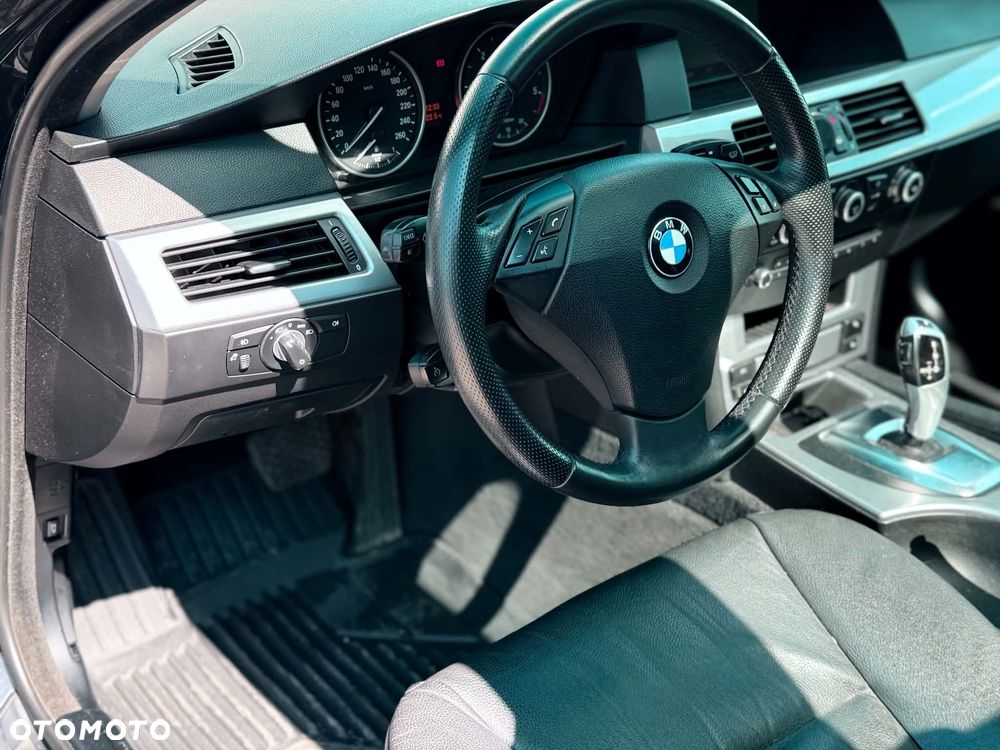 BMW Seria 5 520d - 19