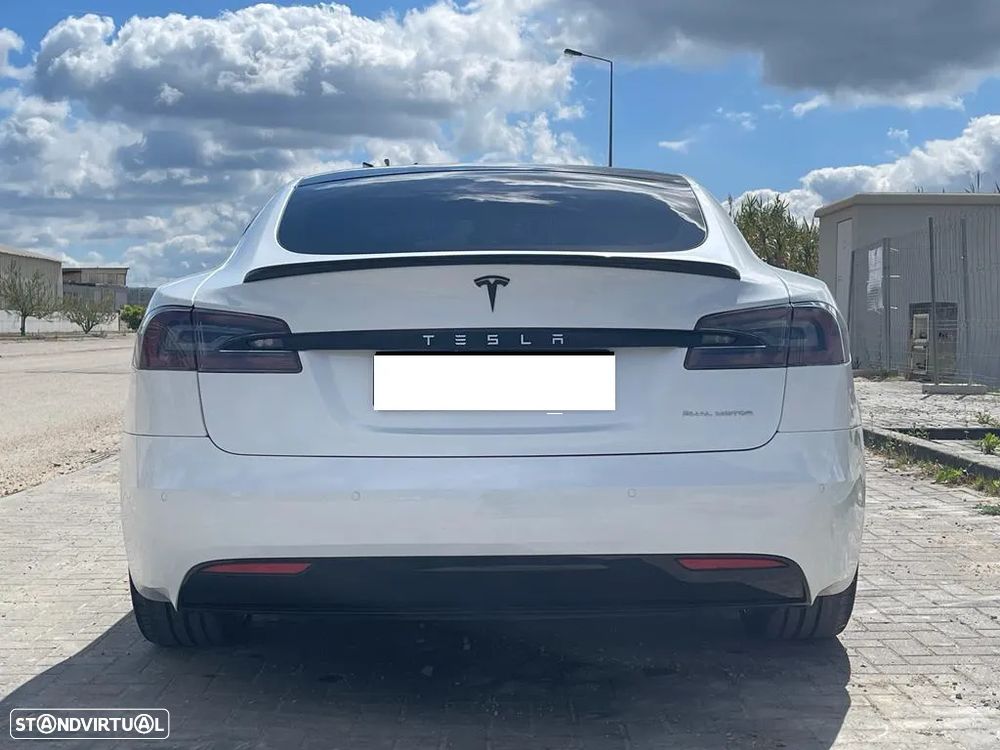 Tesla Model S Long Range - 5