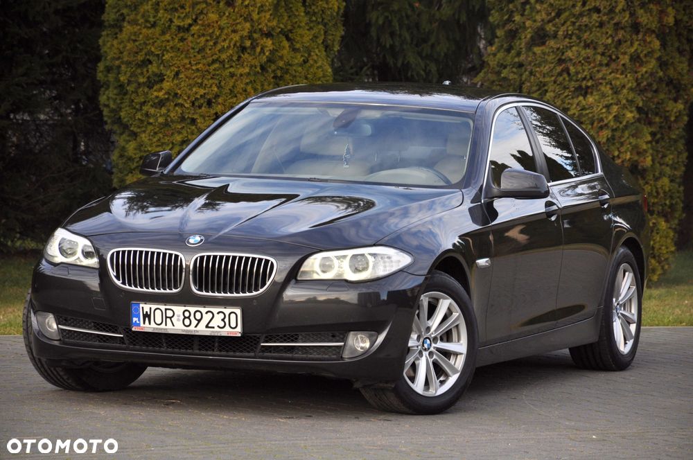 BMW Seria 5 520d Sport-Aut - 3