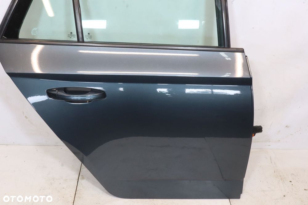 drzwi prawy tył - 4