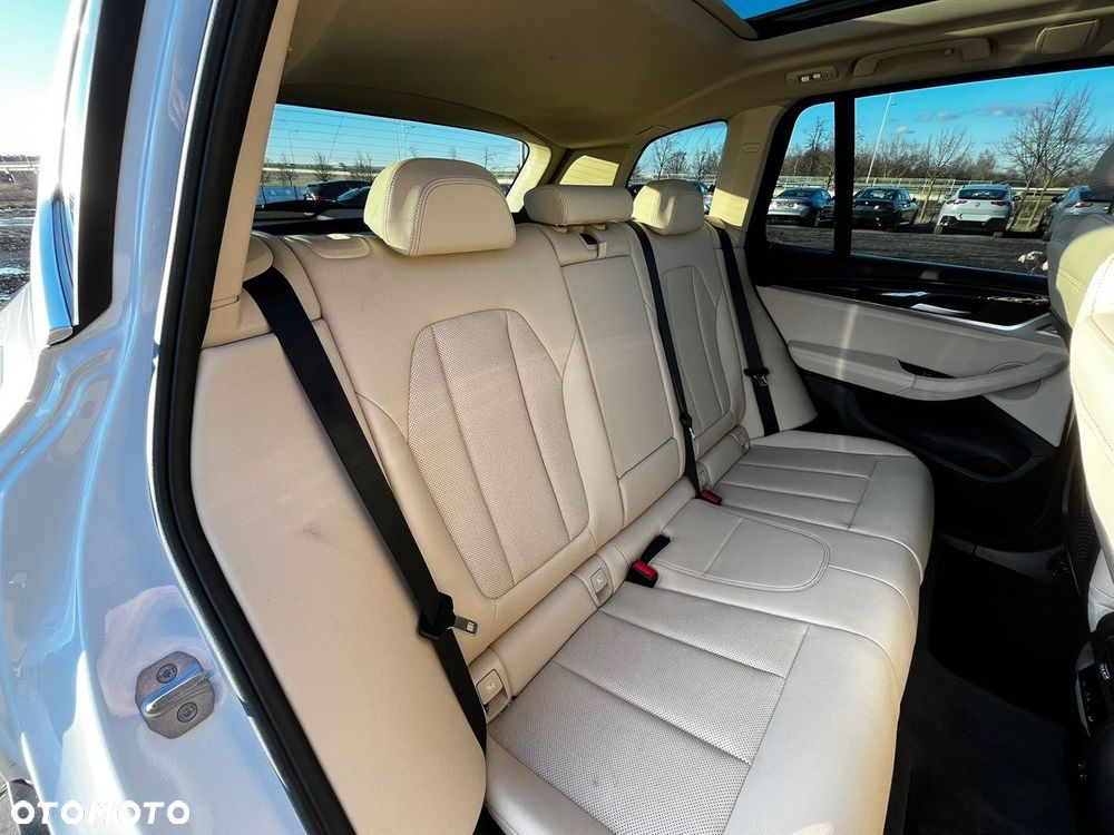 BMW X3 xDrive30d xLine - 19