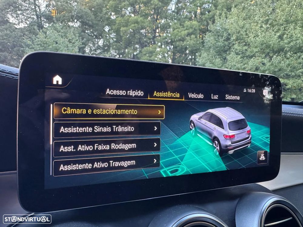 Mercedes-Benz GLC 300 de 4Matic 9G-TRONIC AMG Line - 14