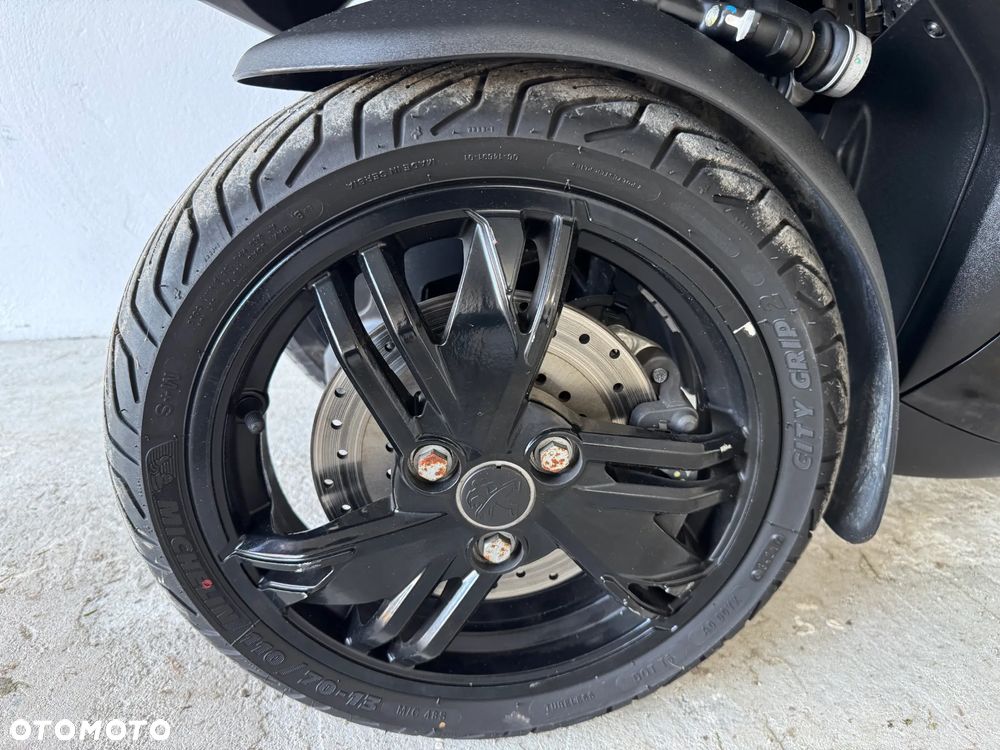 Peugeot Metropolis - 27