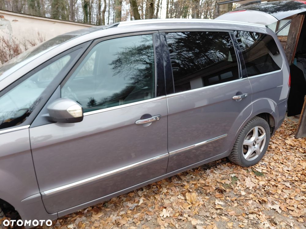 Ford Galaxy 2.0 TDCi Titanium - 4