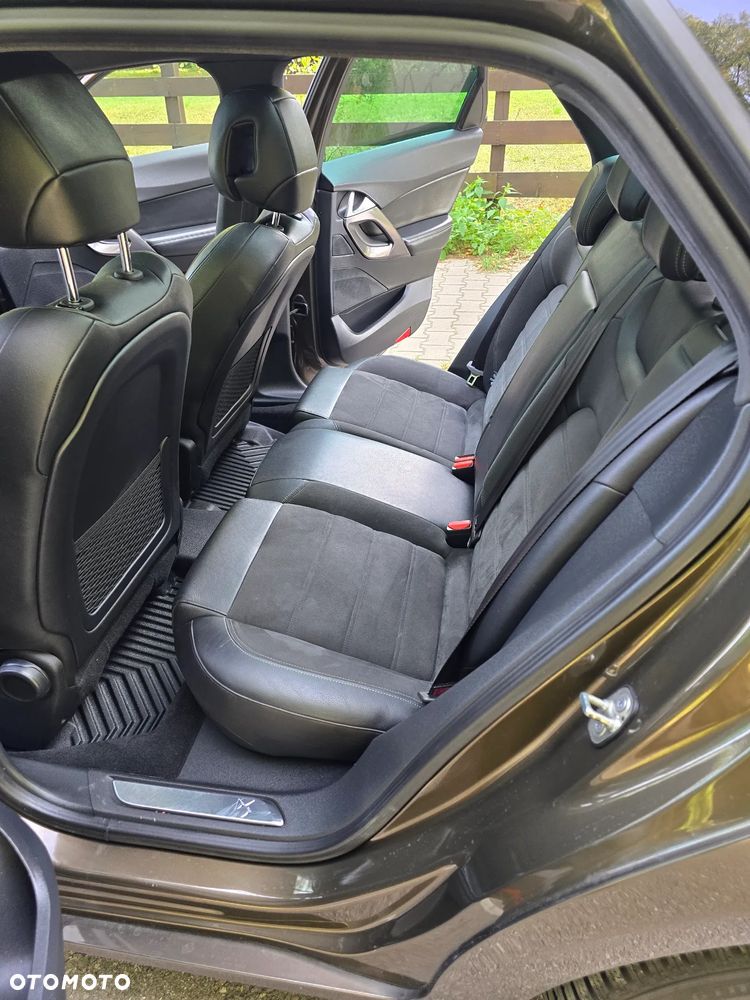 Citroën DS5 THP 155 SoChic - 23