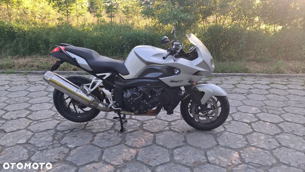 Na części Motocykl BMW K 1200 R Sport (0585,0595) silnik 1.2 16v 163 KM opona felga owiewka obudowa kanapa lusterko lampa Przełącznik Włącznik Sterownik Przewody Wiązka Instalacja Moduł Komputer Czujnik Listwa Pompa ABS Alternator Wtryski Rozrusznik Klimatyzacji Paliwa Wspomagania Kolektor Zawieszenie lagi Amortyzator Wydech Tłumik Zacisk hamulcowy chłodnica wentylator błotnik bak wspornik szybka owiewka ogon felga - 8