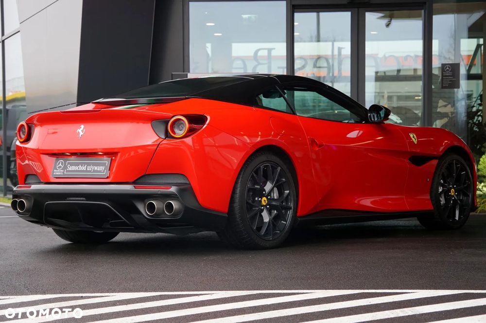 Ferrari Portofino - 8
