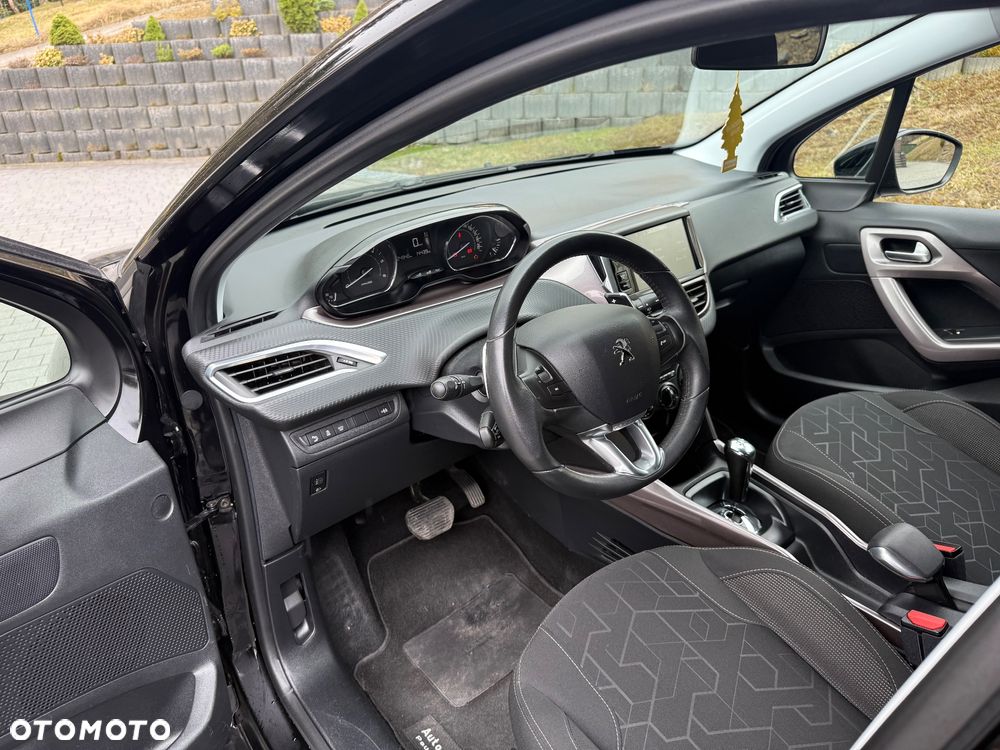 Peugeot 2008 e-HDi FAP 92 EGS6 STOP & START Allure - 11