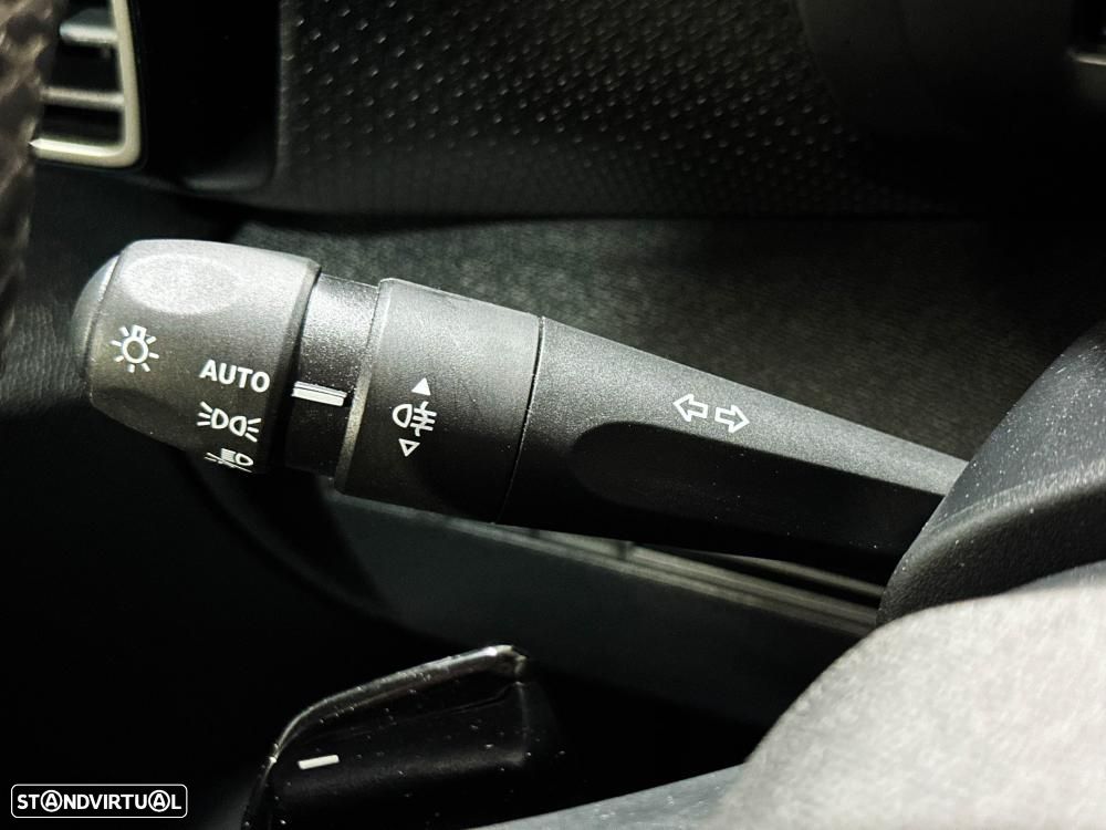 Citroën C4 PureTech 130 Stop&Start EAT8 PLUS - 39