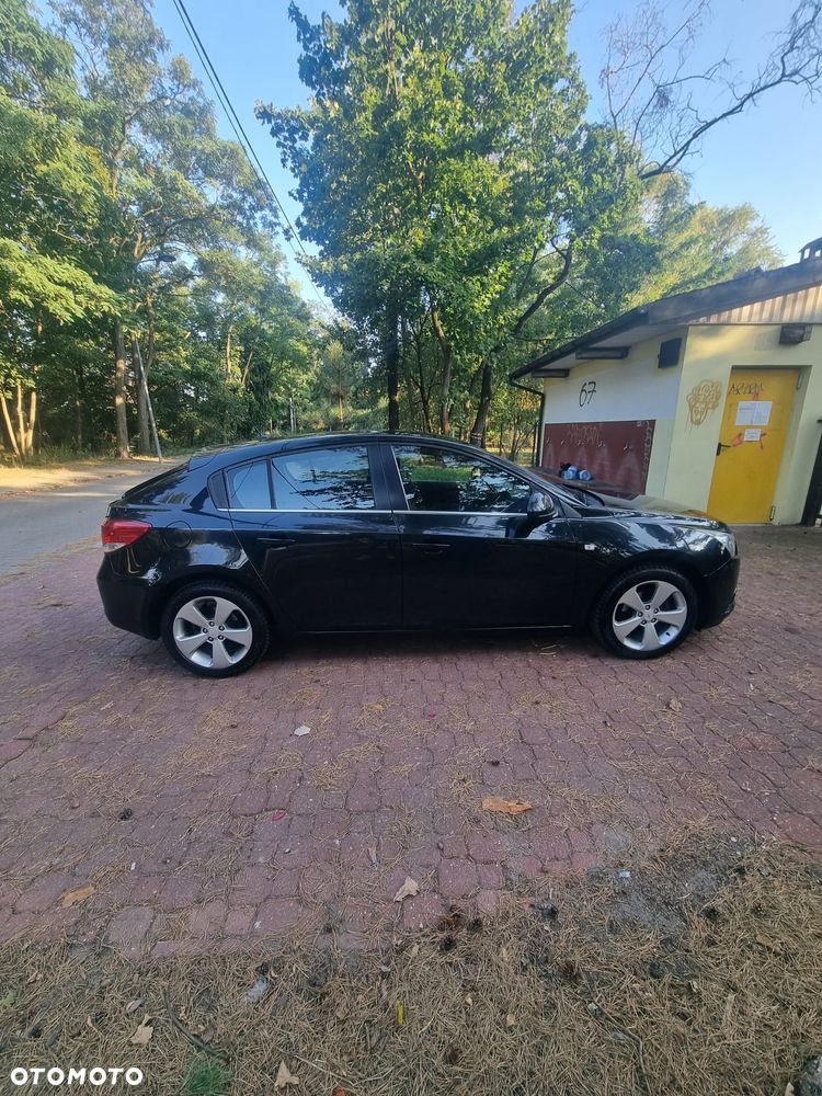 Chevrolet Cruze 1.8 LTZ - 3