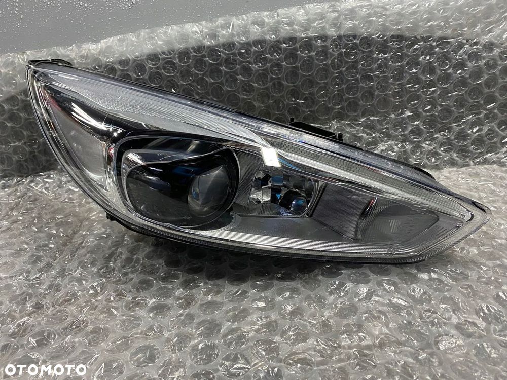 LAMPA PRAWA XENON FORD FOCUS MK3 LIFT F1EB13D154AG - 1