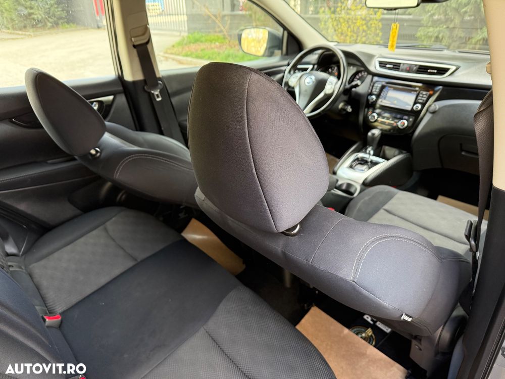 Nissan Qashqai 1.6 DCI Xtronic TEKNA - 17