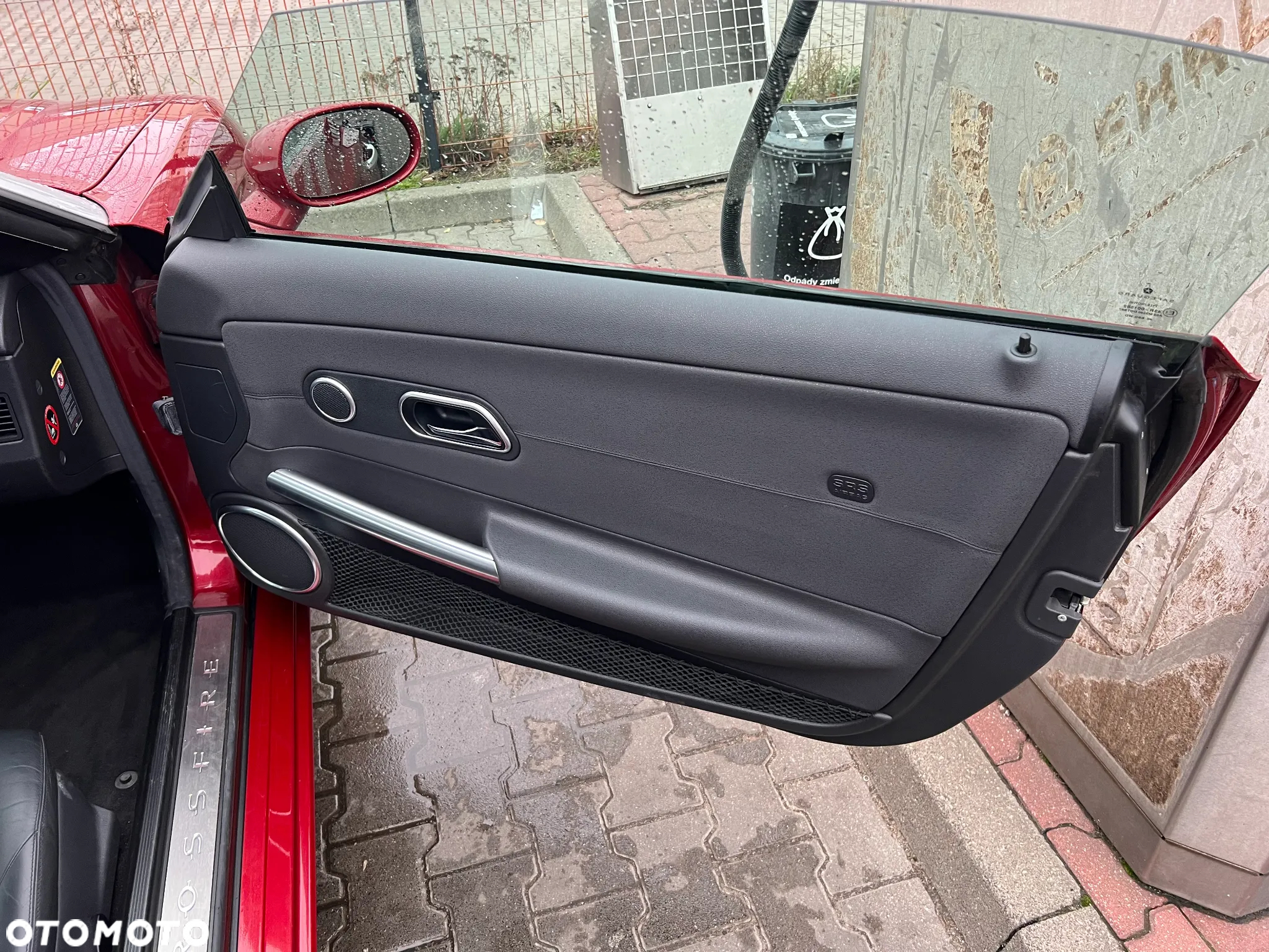 Chrysler Crossfire Standard - 12