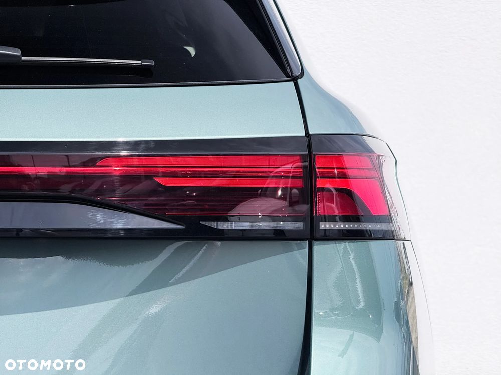Volkswagen Passat Variant 1.5 TSI ACT mHEV Business DSG - 13