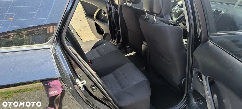Toyota Avensis 2.0 D-4D PowerBoost Active - 27