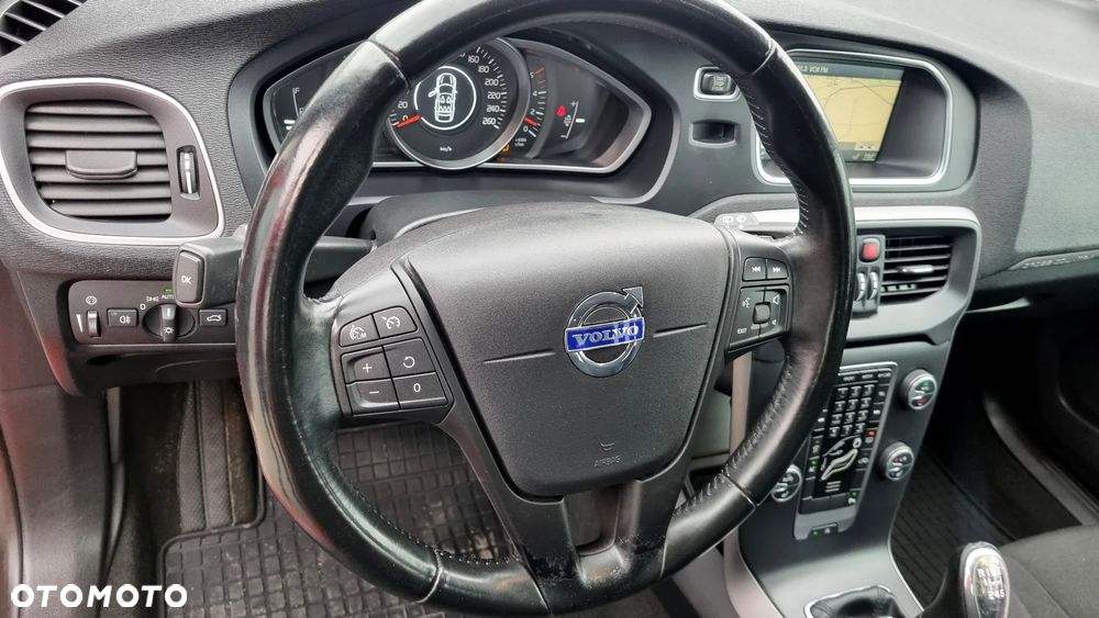 Volvo V40 Cross Country D2 - 20