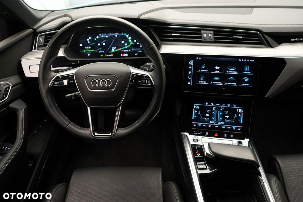 Audi Q8 Sportback e-tron - 30