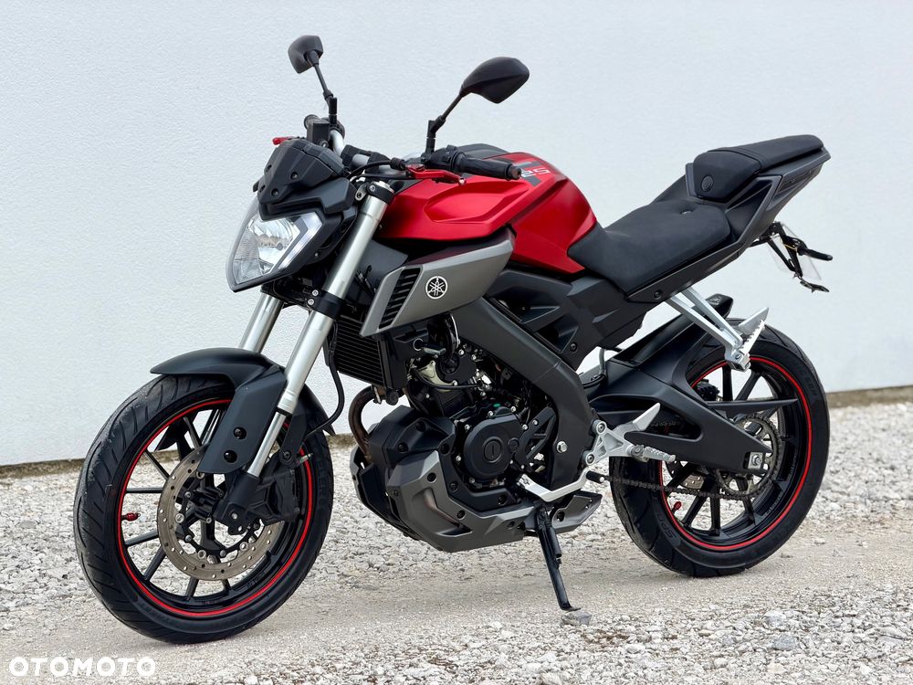 Yamaha MT - 22