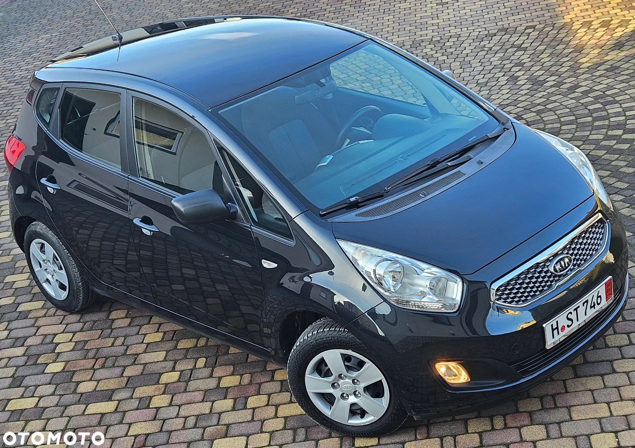 Kia Venga 1.4 CVVT Fifa World Cup Edition - 1