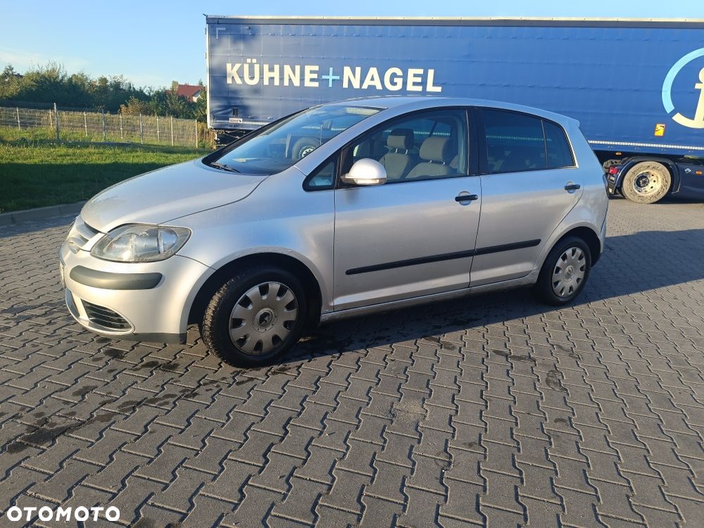 Volkswagen Golf - 5