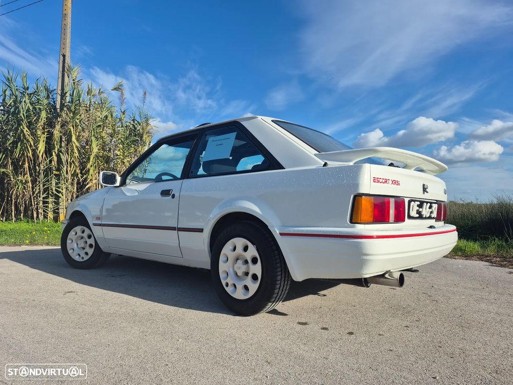 Ford Escort XR3i - 4