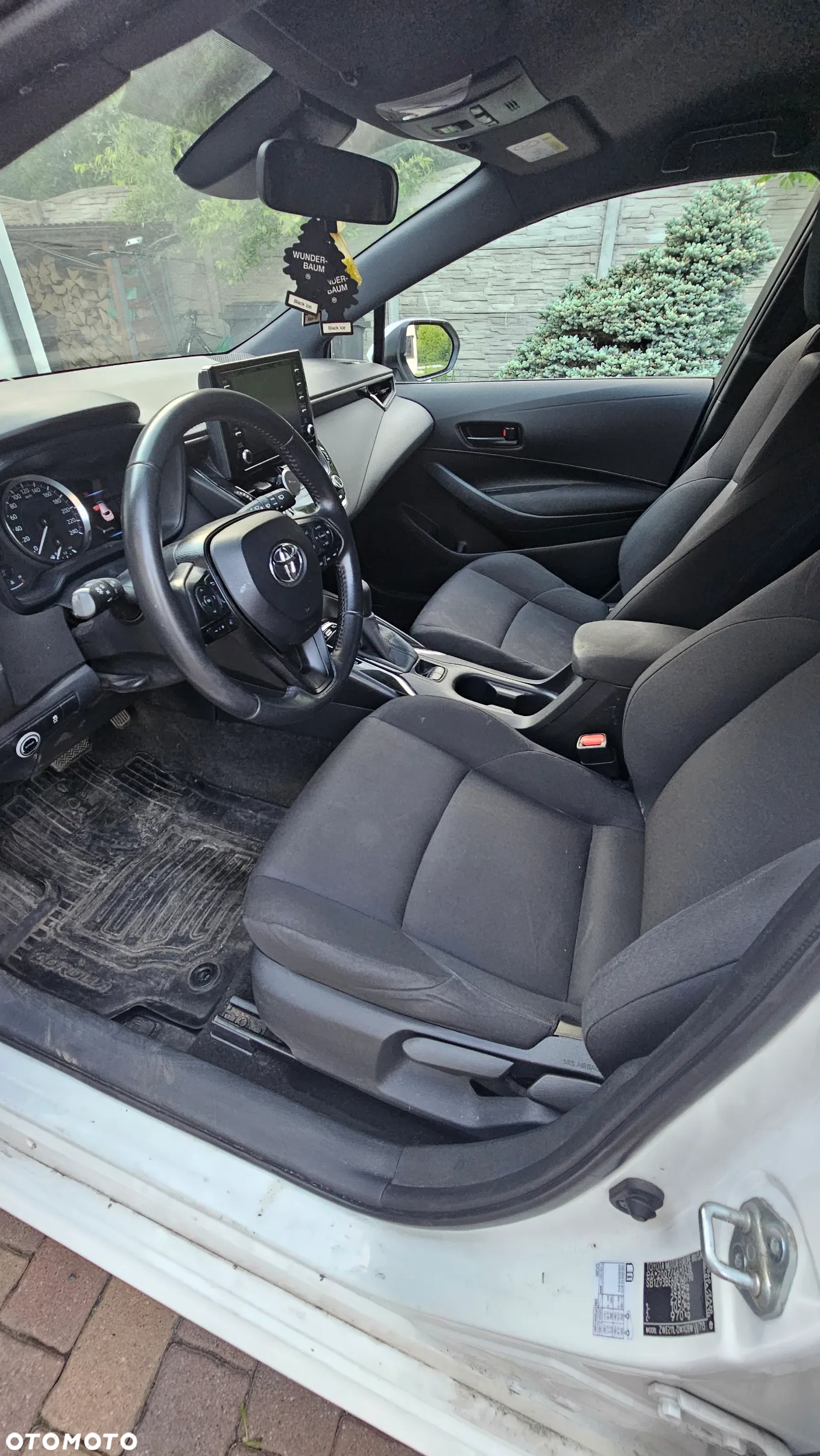 Toyota Corolla - 7