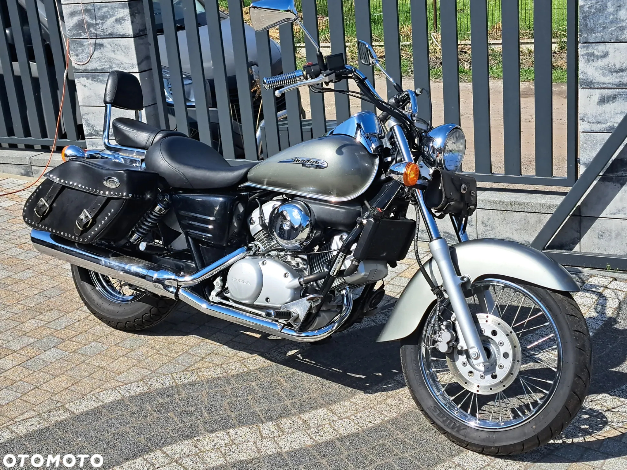 Honda Shadow - 4