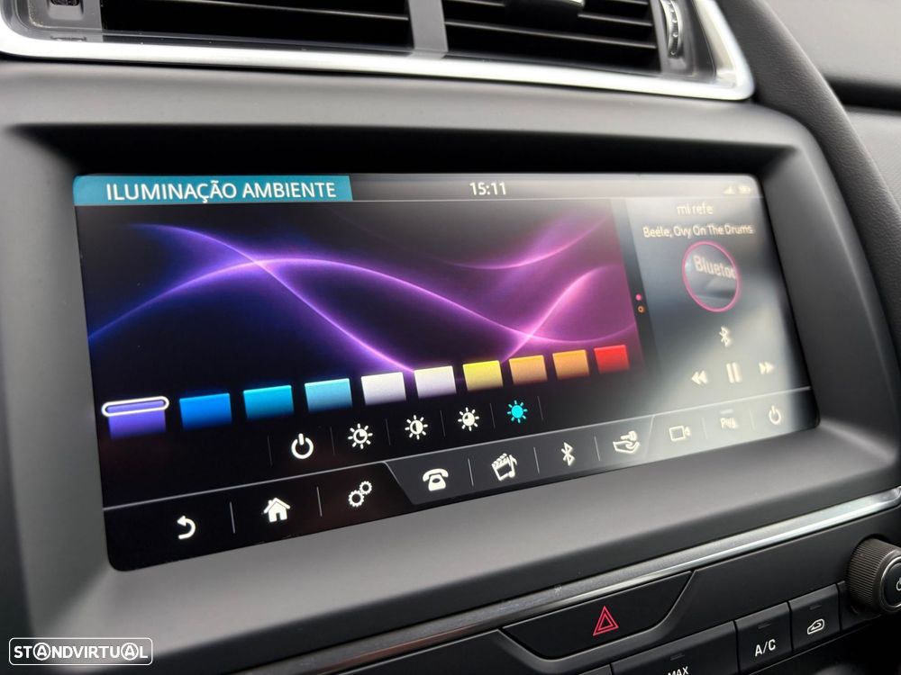 Jaguar E-Pace 2.0 i4D R-Dynamic - 38