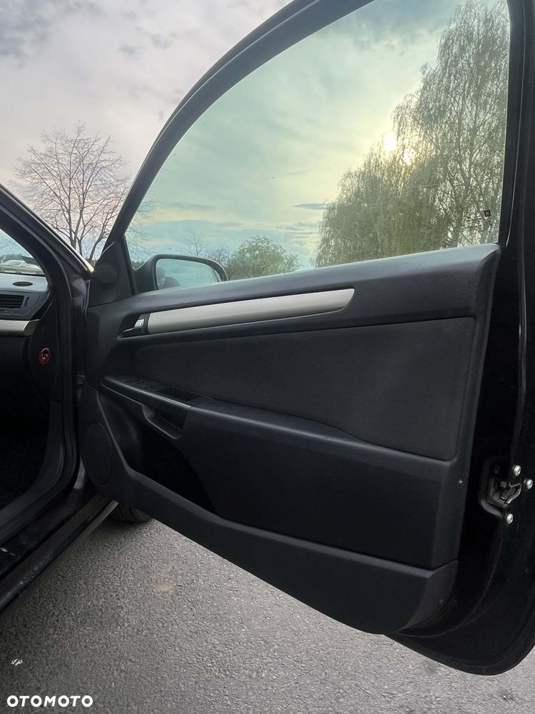 Opel Astra 1.4 Enjoy - 16