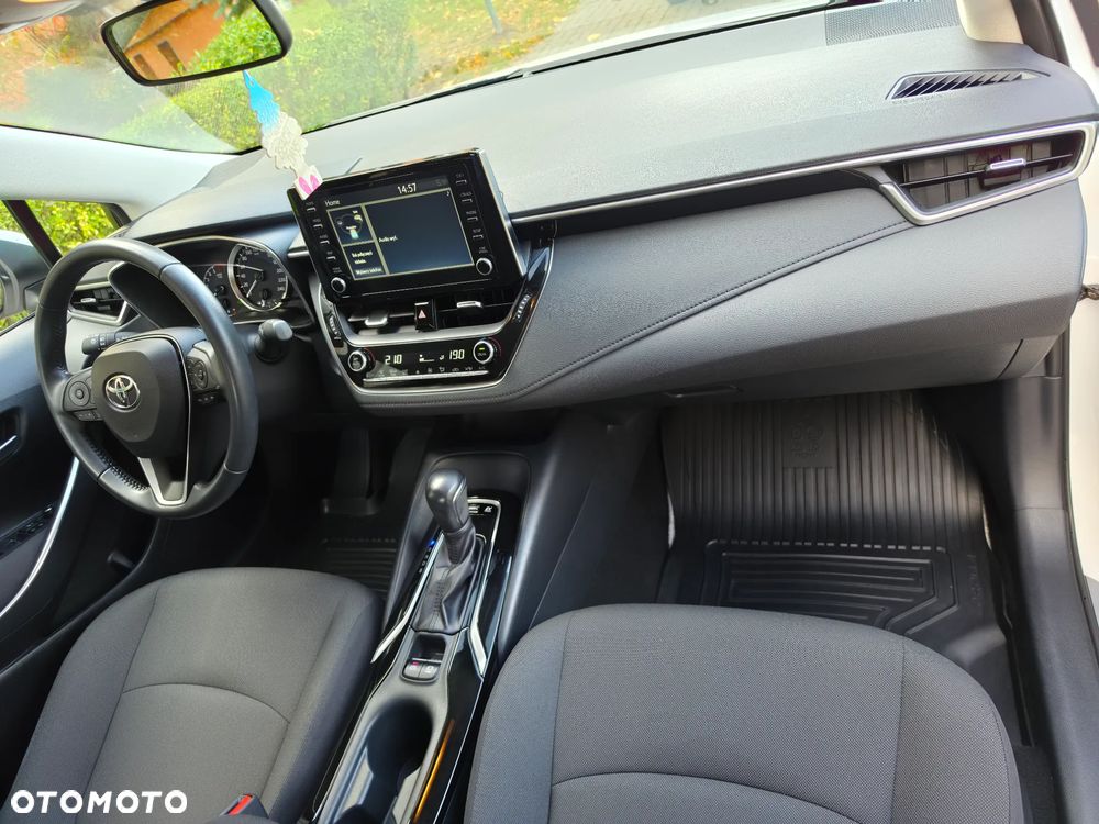 Toyota Corolla - 17