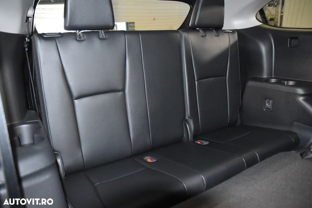 Toyota Highlander - 13