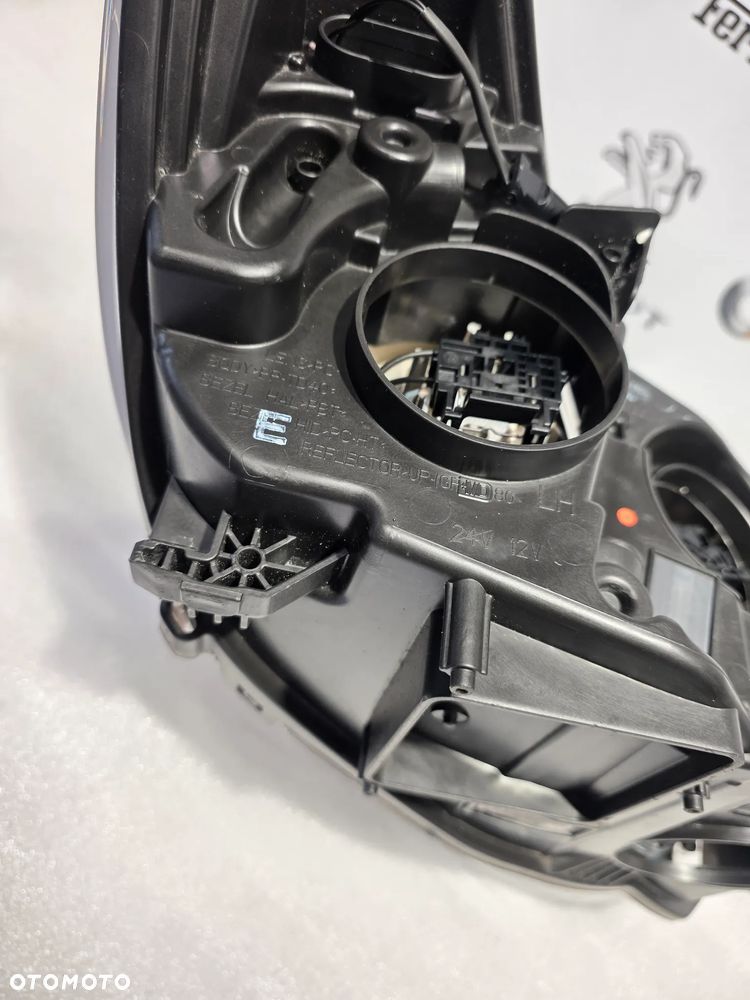 FORD FOCUS MK3 10- KOMPLET LAMP LEWA + PRAWA LAMPA PRZEDNIA PRZÓD CIEMNA ST / TITANIUM , NR BM51-132029-CH / BM51-13W030-CH , NR AUKCJI LPP264 - 34