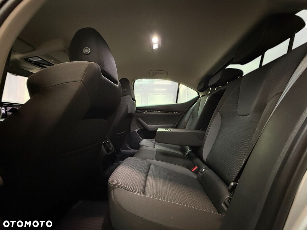 Skoda Octavia 1.5 TSI ACT Ambition - 21