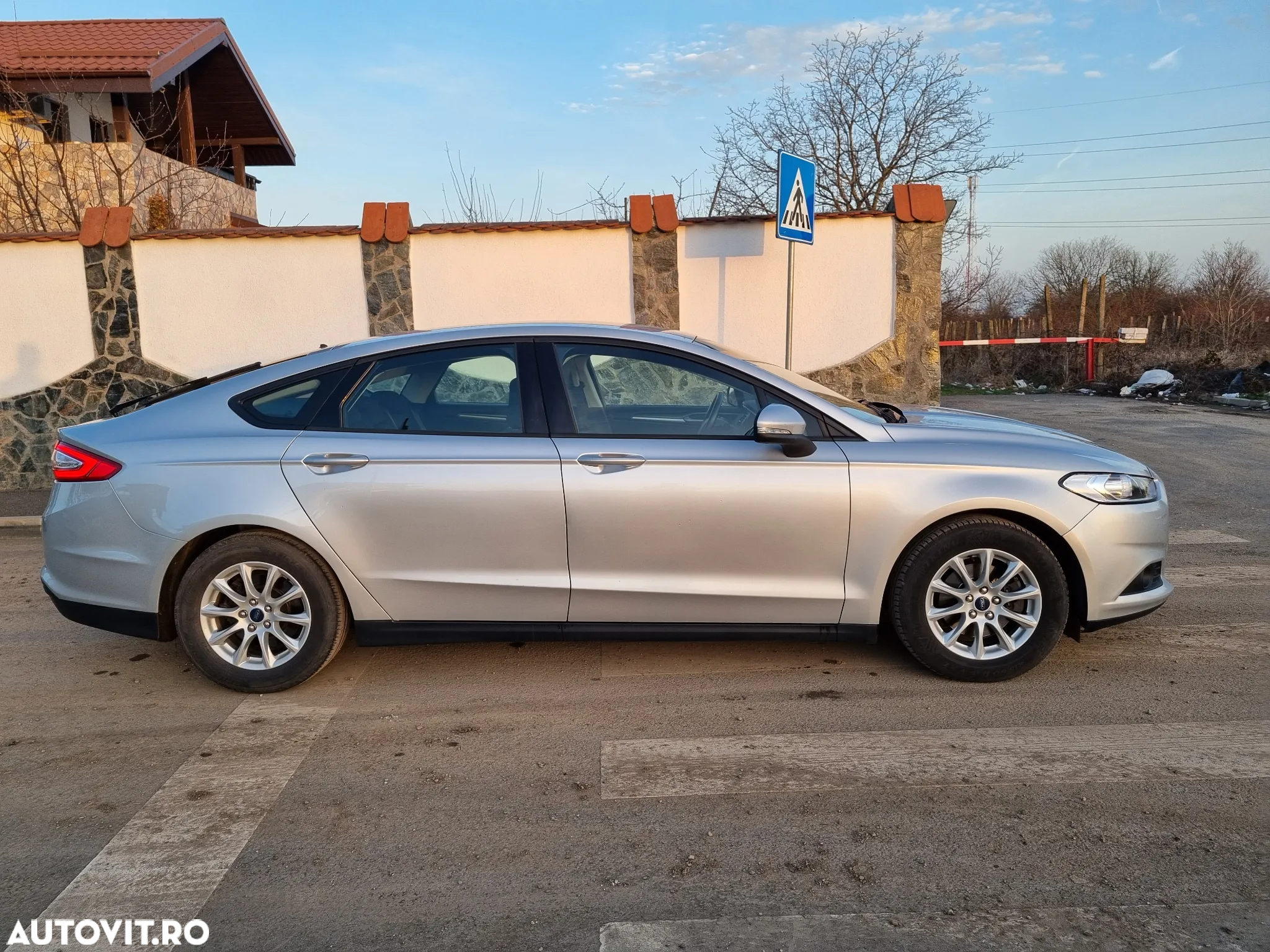 Ford Mondeo 1.5 EcoBoost Aut. Trend - 14