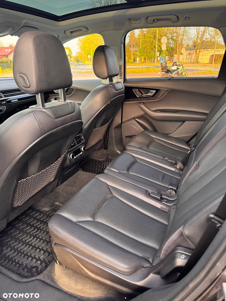Audi Q7 - 19