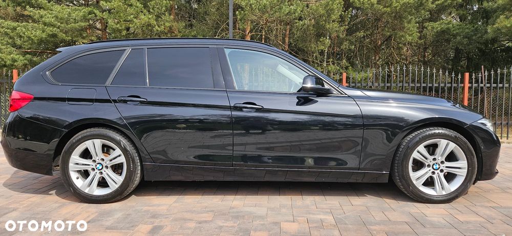 BMW Seria 3 320i - 3