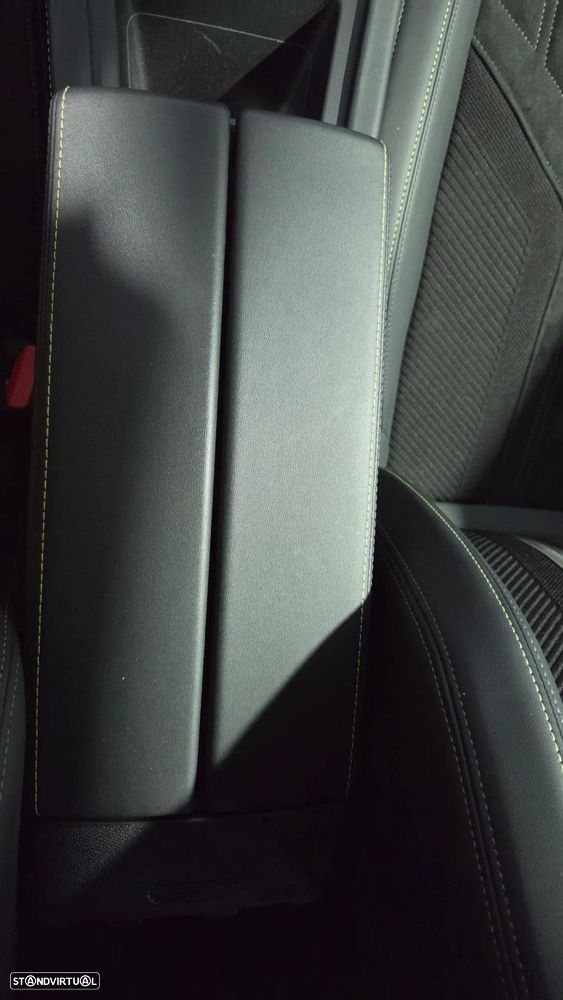 Peugeot 308 SW 180 e-EAT8 GT Pack - 35