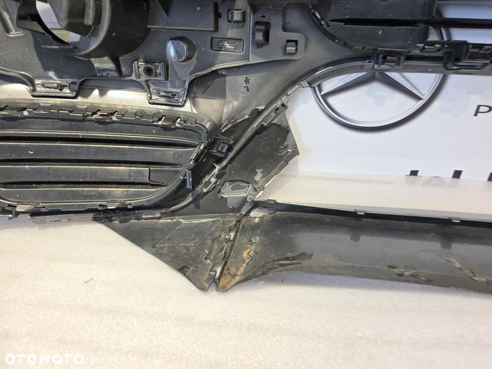 BMW X3 F25 LIFT ZDERZAK PRZEDNI PRZÓD NA SPRYSKI + 4xPDC NR 51117338534 / 7338534 NR AUKCJI NZ2023 - 38