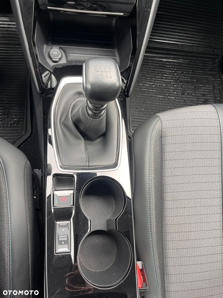 Peugeot 208 1.2 PureTech Allure S&S - 13