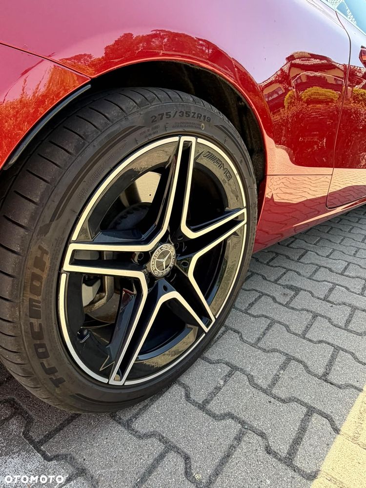 Mercedes-Benz Klasa E 400 4Matic 9G-TRONIC Avantgarde - 38