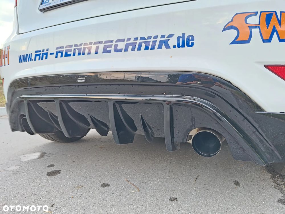 Ford Fiesta 1.6 EcoBoost ST - 18