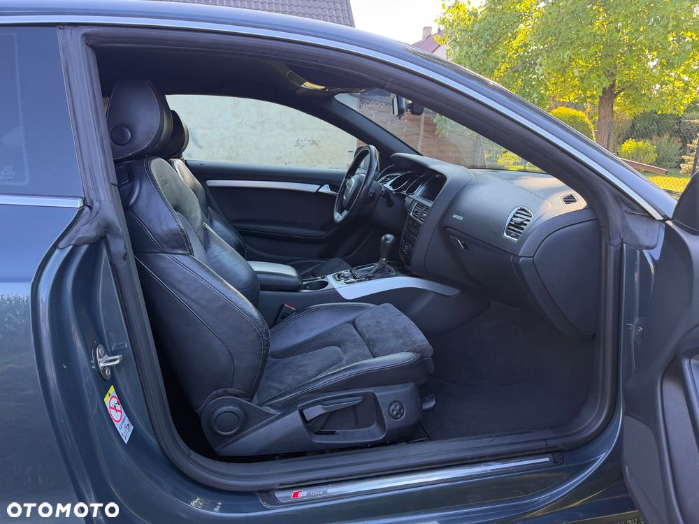Audi A5 Coupé 2.7 TDI Multitronic - 34