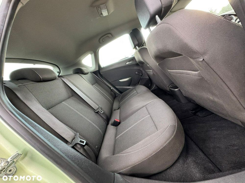 Opel Astra 1.4 Turbo Active - 24