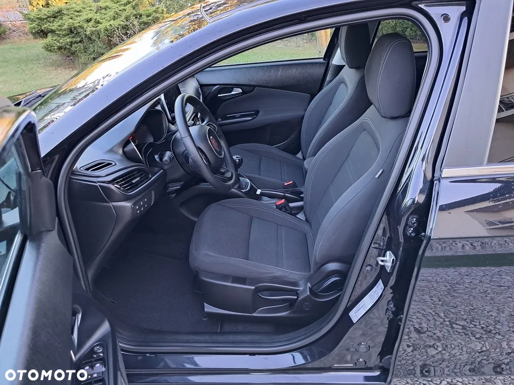 Fiat Tipo 1.4 T-Jet 16v Lounge - 13