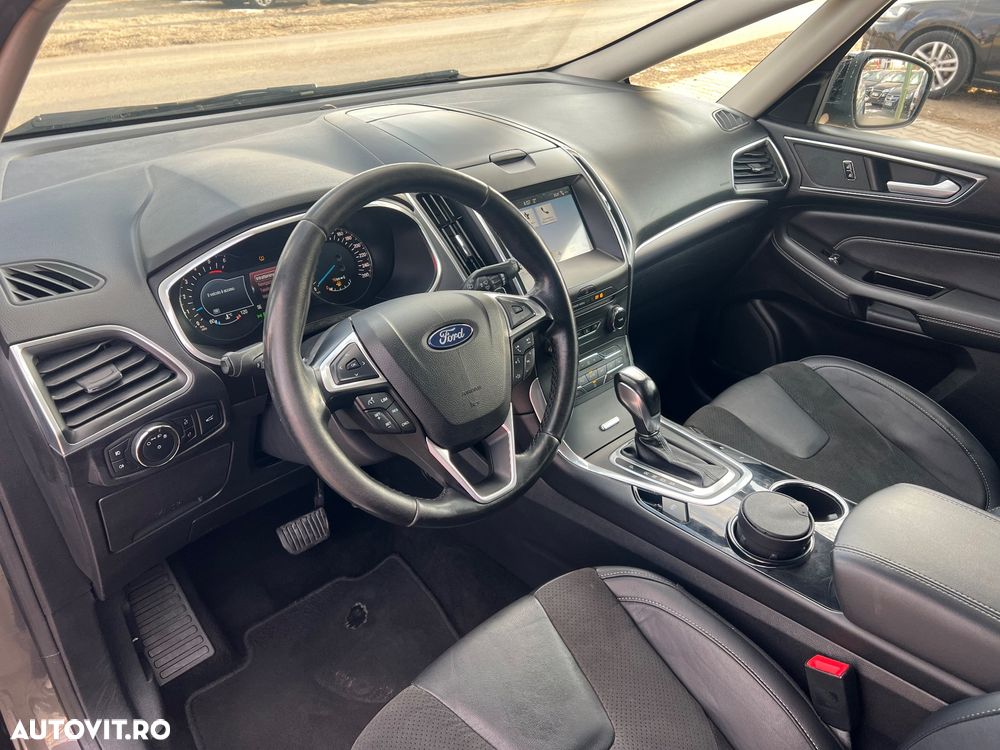 Ford S-Max 2.0 TDCi Powershift Titanium - 4